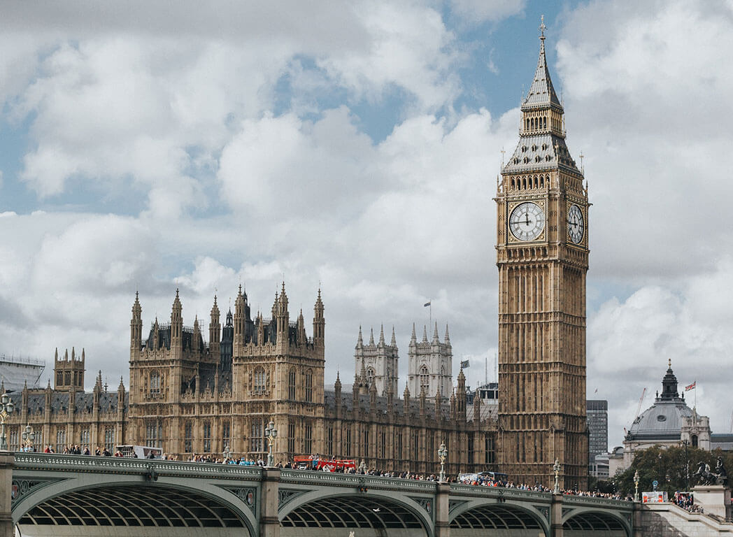 Parliament and Big Ben Photo by Marcin Nowak on Unsplash